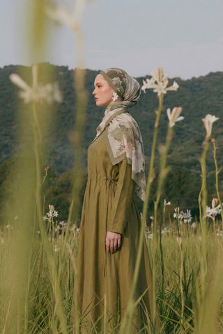 Moi Scarf Brume d’Amour Fransız İpeği Desenli Şal Soft Yeşil