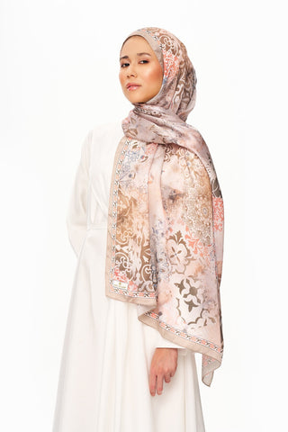 ETHEREAL BLOOM Refined Jan Jan Şal Koyu Bej