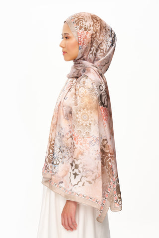ETHEREAL BLOOM Refined Jan Jan Şal Koyu Bej