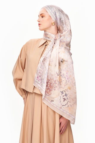 ETHEREAL BLOOM Refined Jan Jan Şal Açık Bej