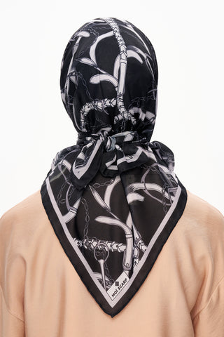 Moi Scarf Chaîne Éternelle Superior Soft Kare Eşarp Siyah