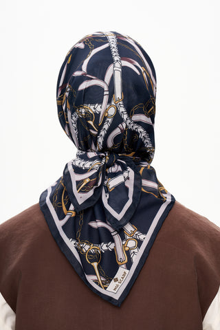 Moi Scarf Chaîne Éternelle Superior Soft Kare Eşarp Lacivert