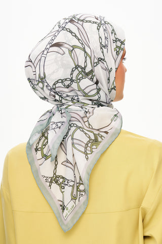 Moi Scarf Chaîne Éternelle Superior Soft Kare Eşarp Kırık Beyaz