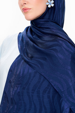 Moi Scarf Dérive de Sable Premium Jakarlı Şal Lacivert