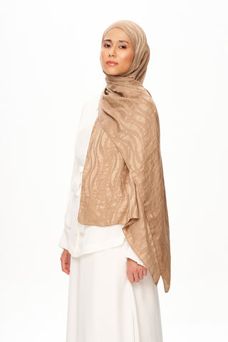 Moi Scarf Dérive de Sable Premium Jakarlı Şal Koyu Bej
