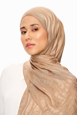 Moi Scarf Dérive de Sable Premium Jakarlı Şal Koyu Bej
