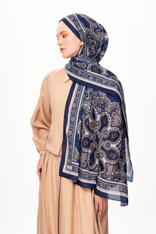 Moi Scarf Ombre Paisley Supérieure Soft Patterned Shawl Indigo