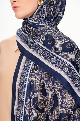 Moi Scarf Ombre Paisley Supérieure Soft Patterned Shawl Indigo