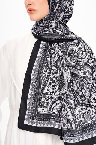 Moi Scarf Forêt Brodée Zéro Poids Desenli Şal Siyah