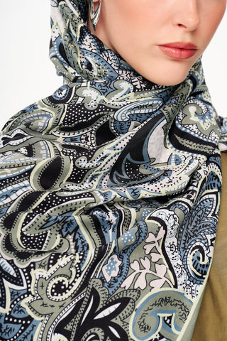 Moi Scarf Fleur Noire Zéro Poids Desenli Şal Yeşil