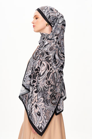 Moi Scarf Fleur Noire Zéro Poids Desenli Şal Siyah