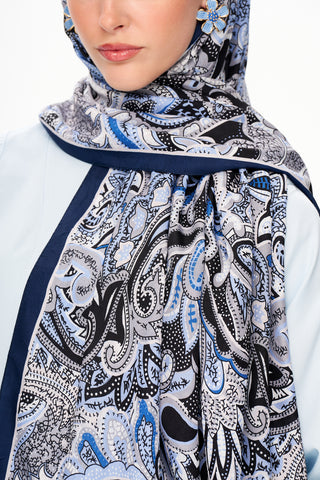 Moi Scarf Fleur Noire Zéro Poids Desenli Şal Derin Mavi