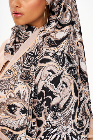 Moi Scarf Fleur Noire Zéro Poids Desenli Şal Açık Bej