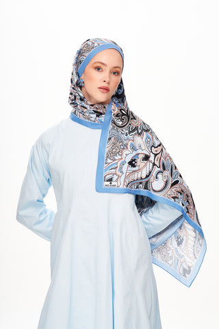 Moi Scarf Fleur Noire Zéro Poids Desenli Şal Açık Mavi