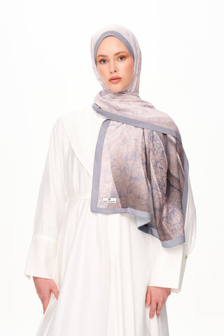 Moi Scarf Écho d’Orient Zéro Poids Desenli Şal Açık Gri