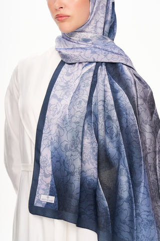 Moi Scarf Écho d’Orient Zéro Poids Desenli Şal Koyu Mavi