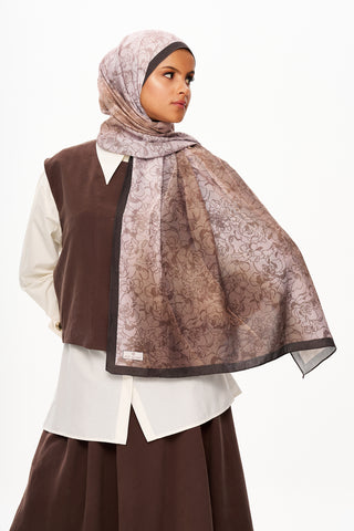Moi Scarf Écho d’Orient Zéro Poids Desenli Şal Koyu Kahve
