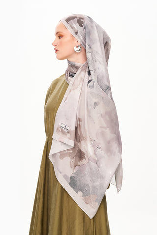 Moi Scarf Brume d’Amour Fransız İpeği Şal Açık Gri