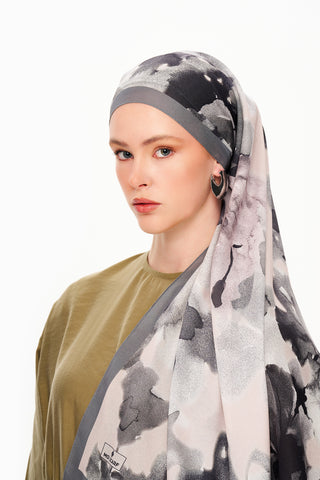 Moi Scarf Brume d’Amour Fransız İpeği Şal Gri