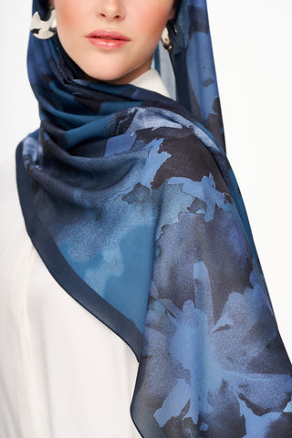 Moi Scarf Brume d’Amour Fransız İpeği Şal Lacivert