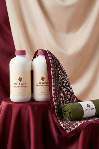 Moi Scarf İpek Eşarp Şampuanı – Canlı Renkler & Kusursuz Bakım, 250 ml